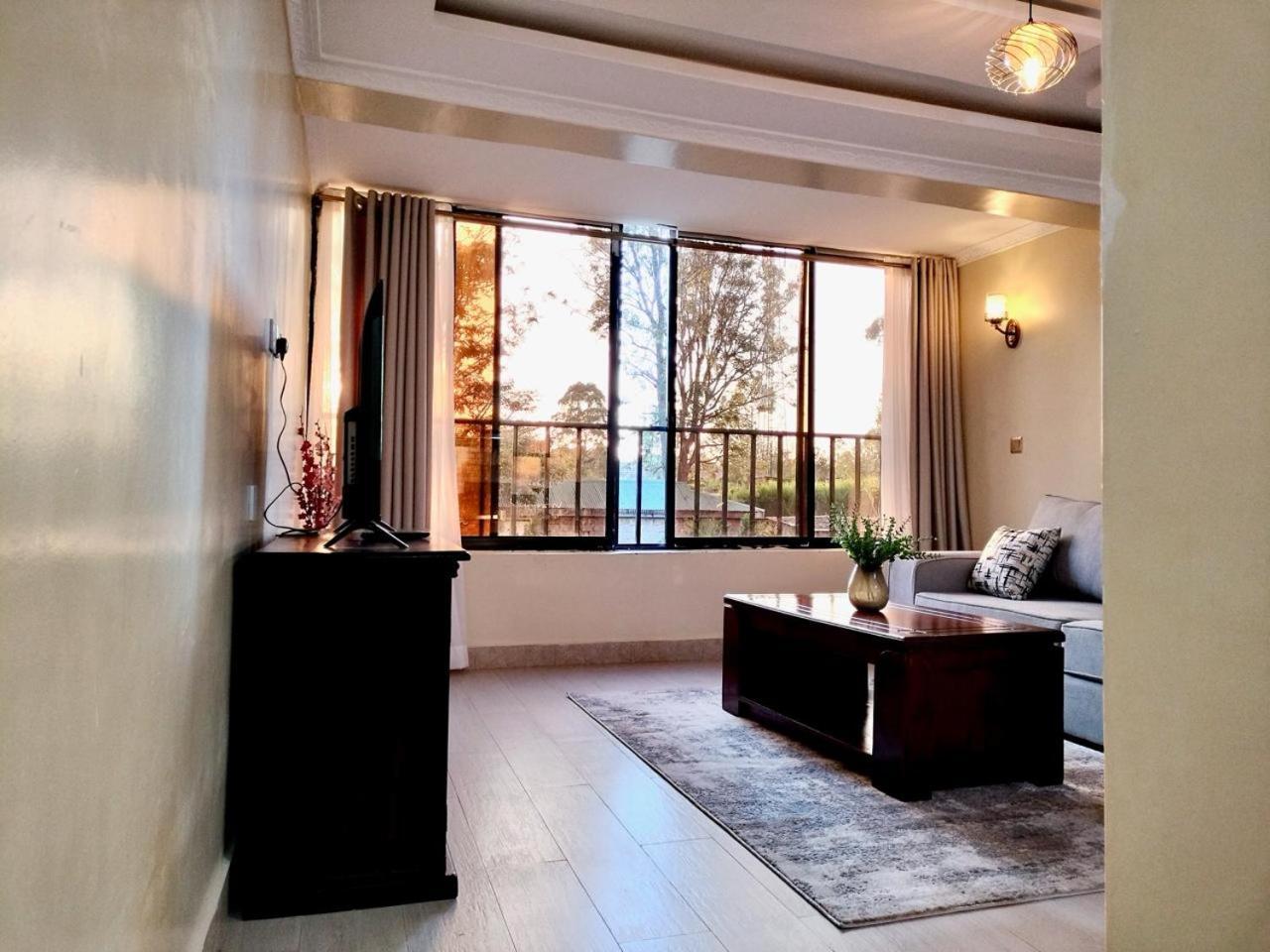 Apartamento de 1 dormitorio con vistas al parque